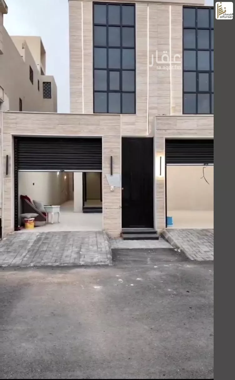 Floor for Sale in Riyadh Tuwaiq