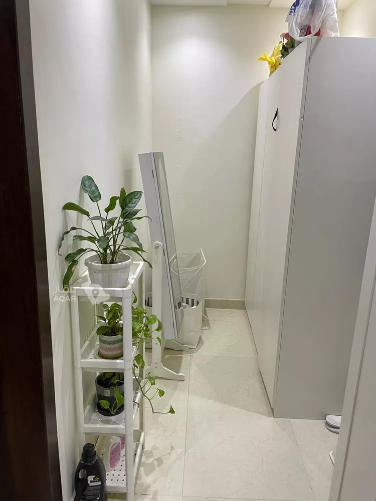فيلا للبيع في شارع رقم 318, حي ظهرة لبن, مدينة الرياض, منطقة الرياض صورة 2