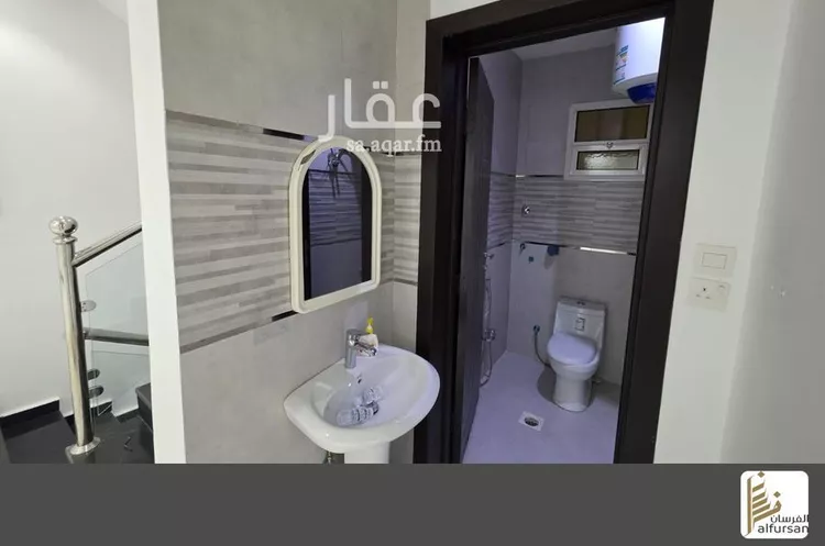 فيلا للإيجار في شارع جبل باطن, حي وادي لبن, مدينة الرياض, منطقة الرياض 13