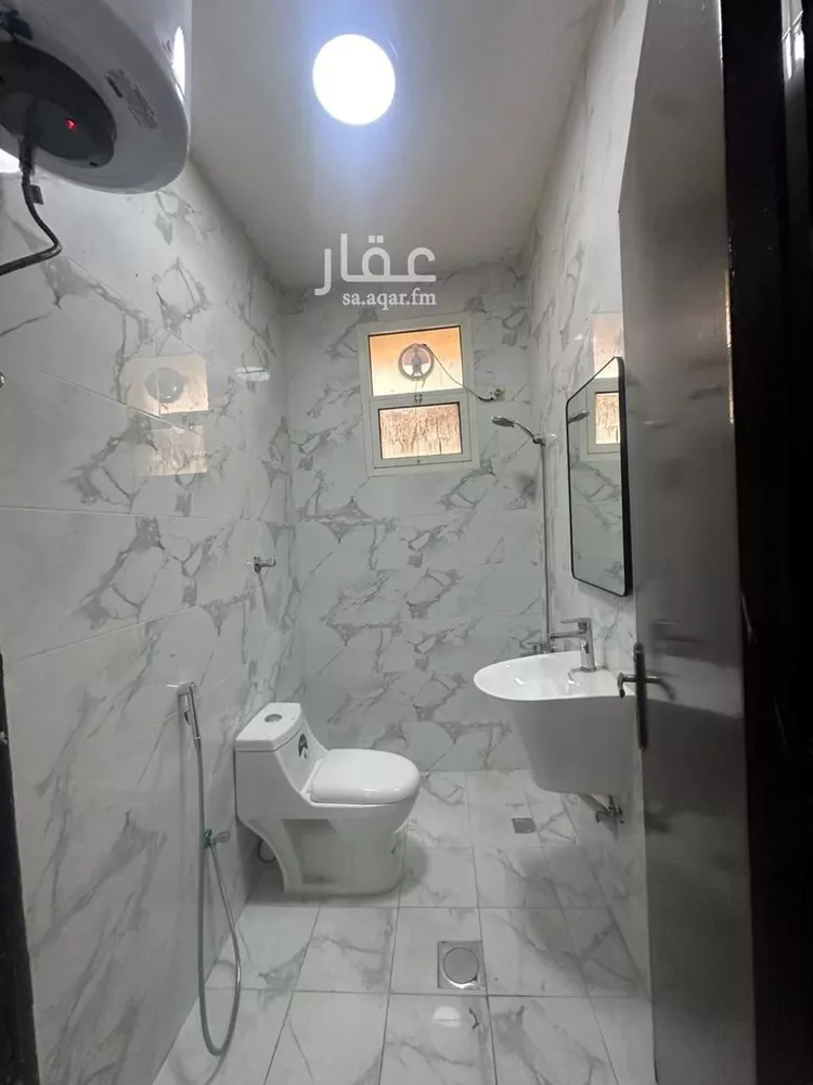 شقة للإيجار في شارع ابن رشيق, حي الملك فيصل, مدينة الرياض, منطقة الرياض صورة 4