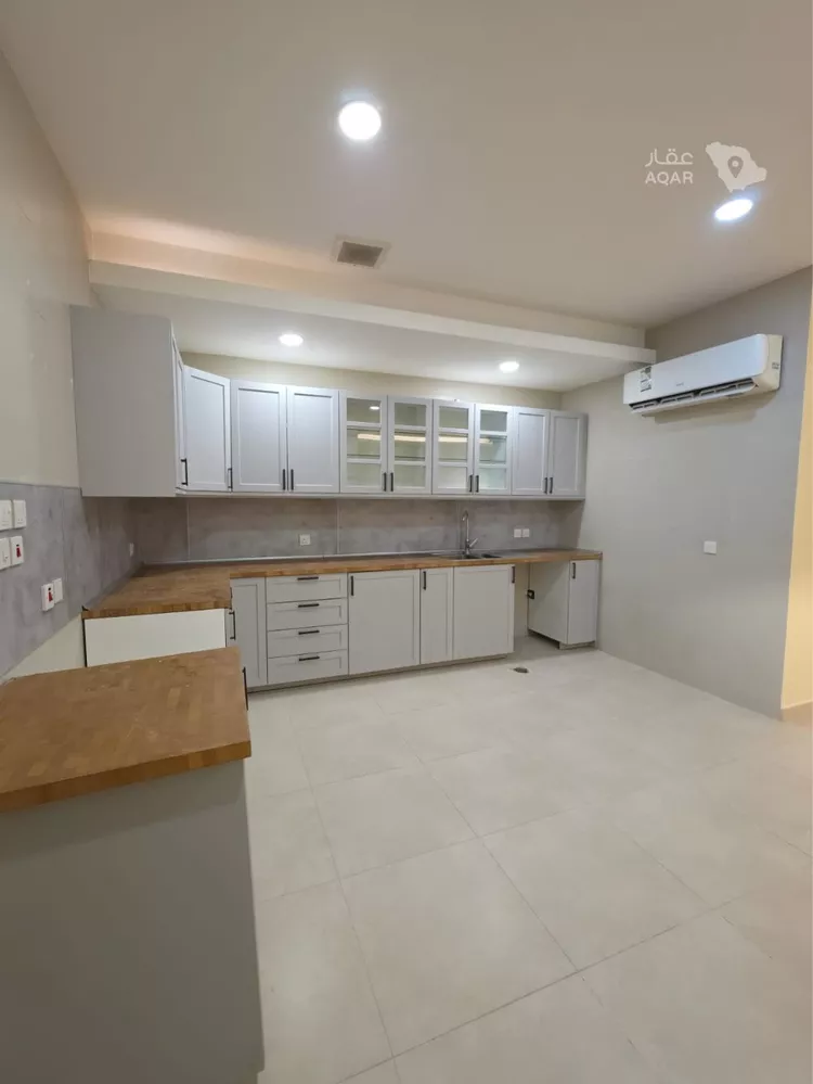 Floor for Rent in Riyadh Ar Rayan