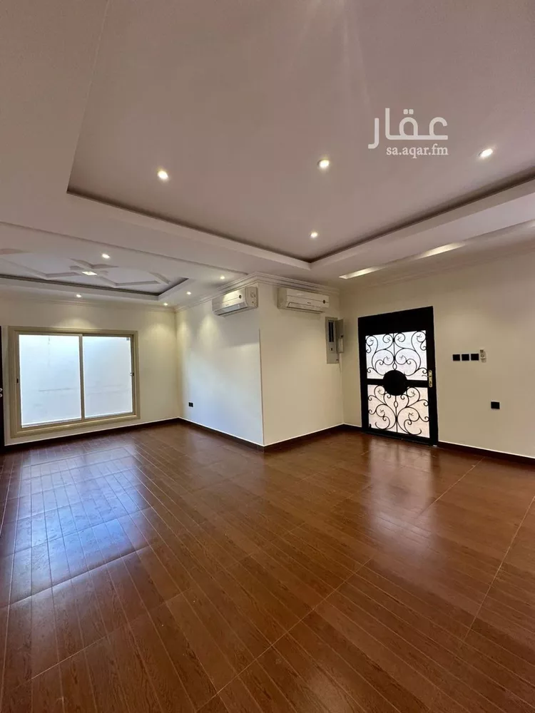 فيلا للإيجار في شارع القطينه, حي الندى, مدينة الرياض, منطقة الرياض صورة 2
