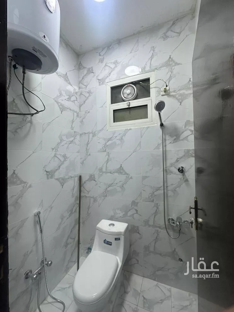 شقة للإيجار في شارع ابن رشيق, حي الملك فيصل, مدينة الرياض, منطقة الرياض صورة 4
