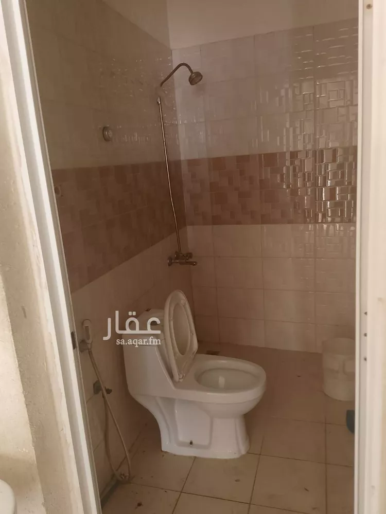 شقة للإيجار في شارع ناصر خسرو, حي الجرادية, مدينة الرياض, منطقة الرياض صورة 4