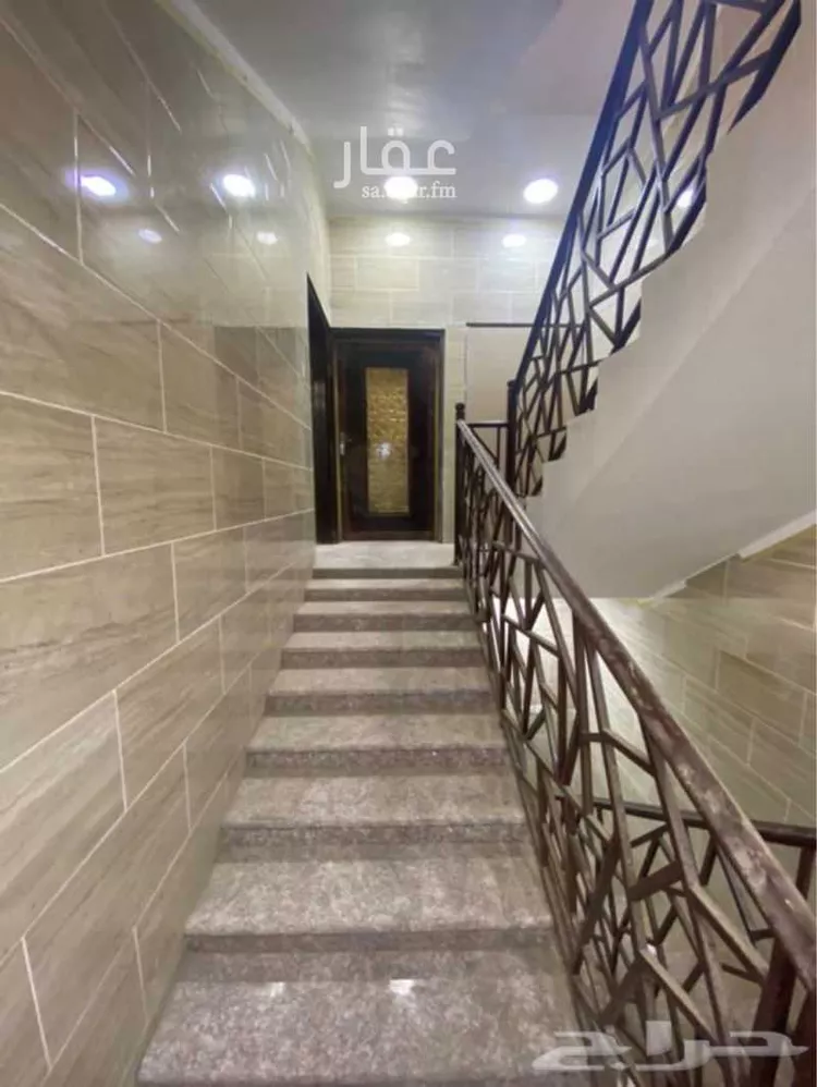 شقة للإيجار في شارع 135 الروابي ، حي المحالة ، ابها ، منطقة عسير