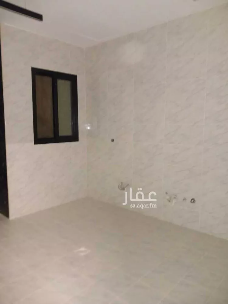 دور للبيع في شارع ابن أبي الفخار, حي عكاظ, مدينة الرياض, منطقة الرياض