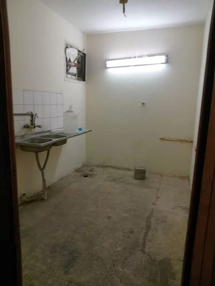 عمارة للإيجار في شارع عبدالكريم بن معيقل, حي منفوحة الجديدة, مدينة الرياض, منطقة الرياض صورة 4
