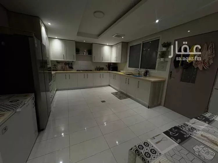 فيلا للبيع في شارع القاره, حي الربيع, مدينة الرياض, منطقة الرياض صورة 3