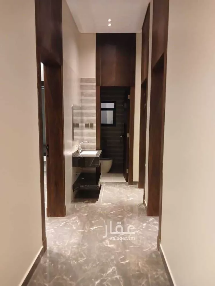 دور للبيع في شارع ابن أبي الفخار, حي عكاظ, مدينة الرياض, منطقة الرياض صورة 4