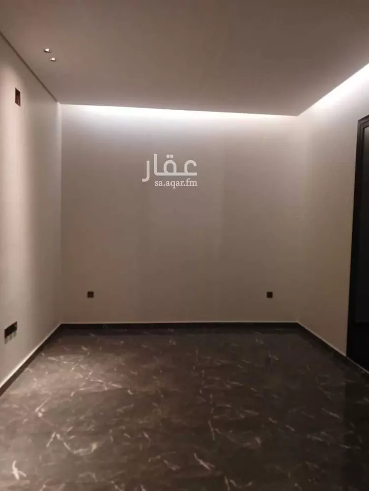 دور للبيع في شارع ابن أبي الفخار, حي عكاظ, مدينة الرياض, منطقة الرياض 8