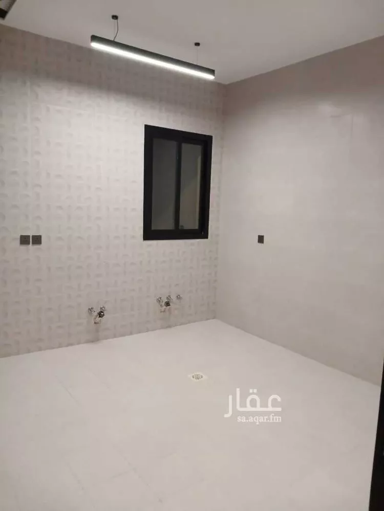 دور للبيع في شارع ابن أبي الفخار, حي عكاظ, مدينة الرياض, منطقة الرياض صورة 5
