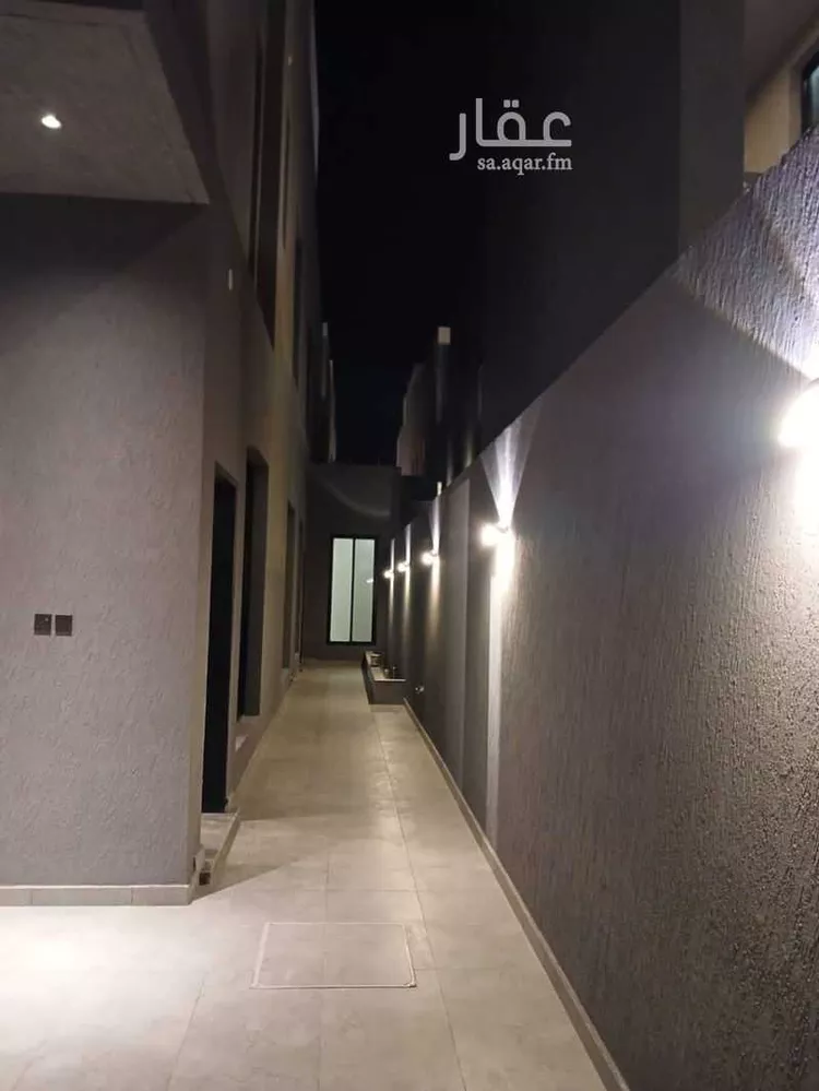 دور للبيع في شارع ابن أبي الفخار, حي عكاظ, مدينة الرياض, منطقة الرياض 9