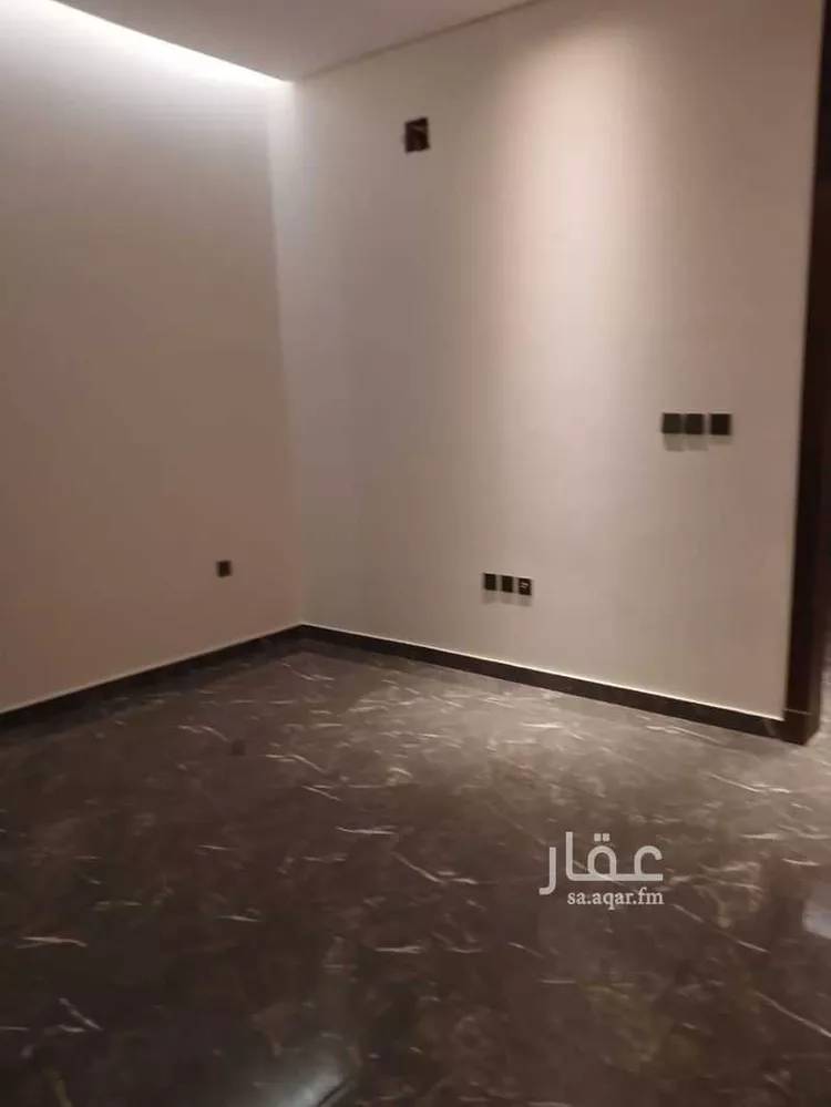 فيلا للبيع في شارع ابن أبي الفخار, حي عكاظ, مدينة الرياض, منطقة الرياض صورة 2