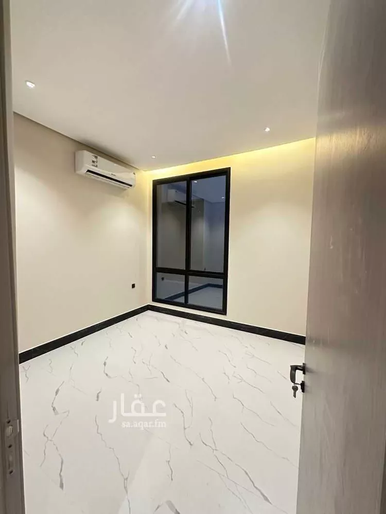 شقة للبيع في شارع الملك عبد الله بن عبدالعزيز, حي الشاطئ الغربي, مدينة الدمام, المنطقة الشرقية صورة 2