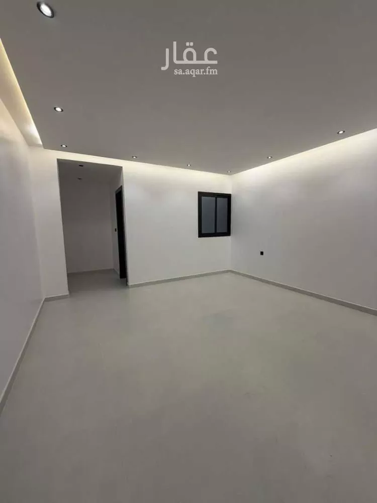 فيلا للبيع في شارع يحيي بن إبراهيم الطالبي, حي شبرا, مدينة الرياض, منطقة الرياض صورة 2