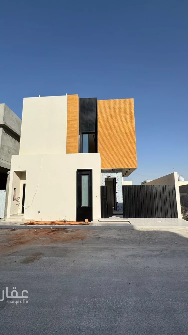 فيلا للبيع في شارع عبداللطيف بن المبارك, حي المهدية, مدينة الرياض, منطقة الرياض