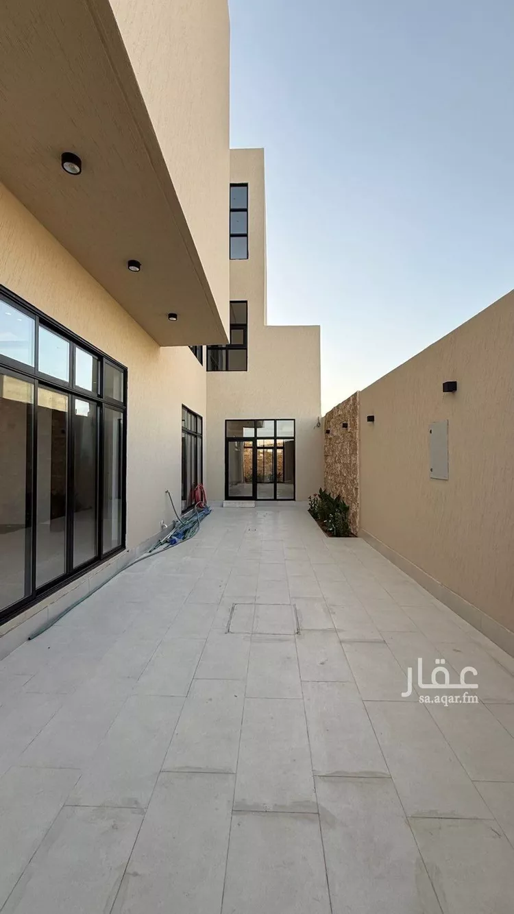Villa for Sale in Riyadh Al Mahdiyah صورة 4