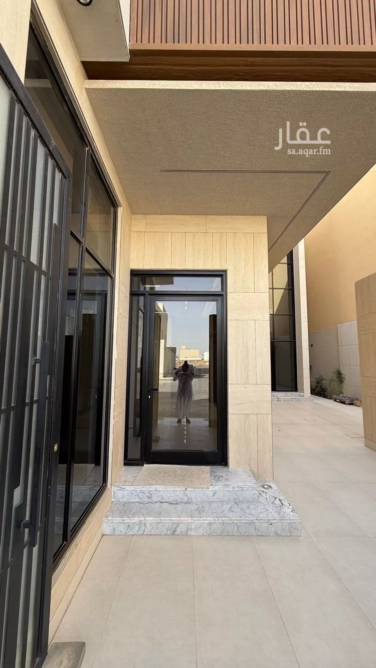 فيلا للبيع في شارع محمد بن أبي بكر القيم, حي المهدية, مدينة الرياض, منطقة الرياض صورة 3