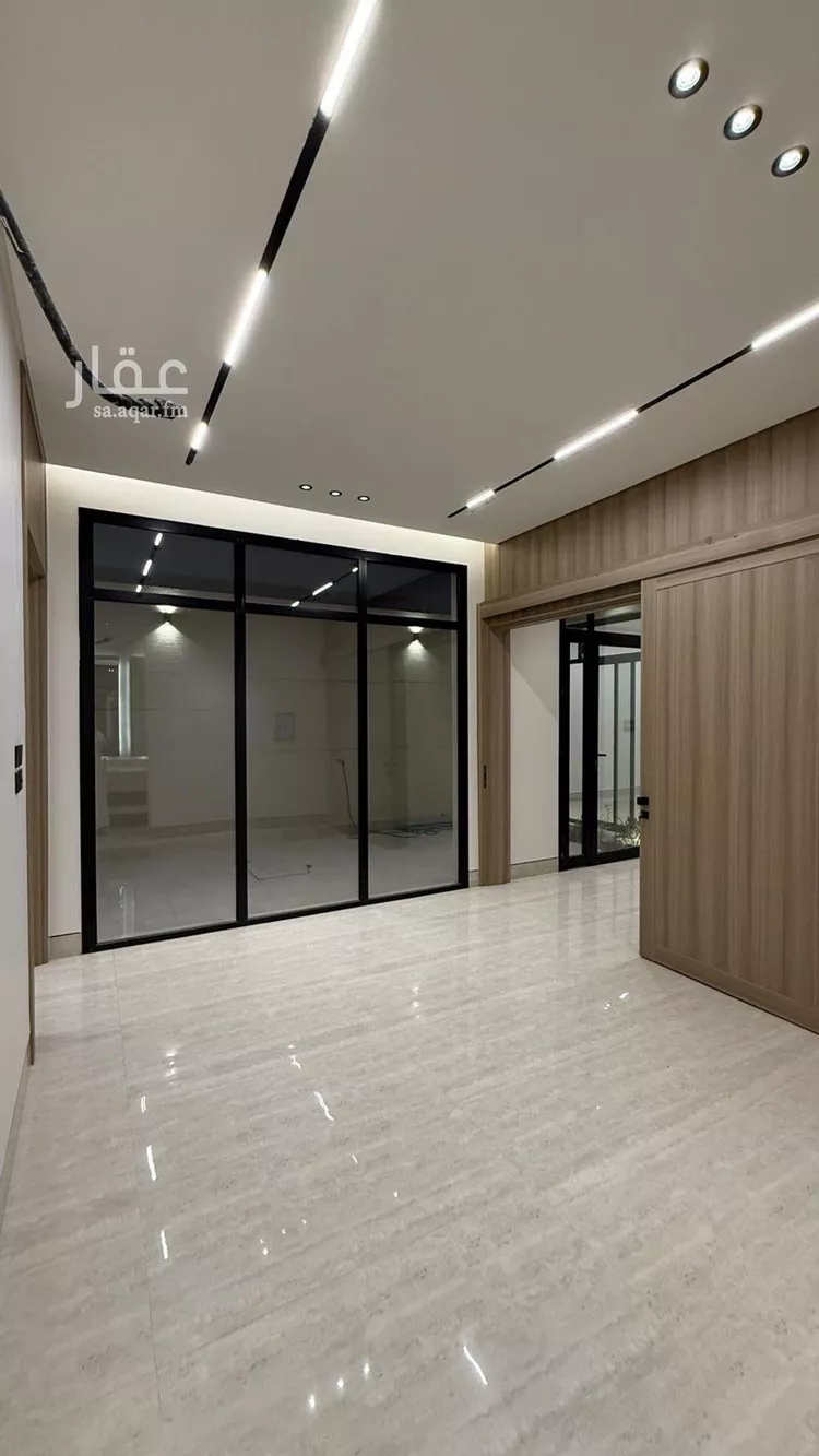 فيلا للبيع في شارع أبي نزار الصنعاني اليمني, حي المهدية, مدينة الرياض, منطقة الرياض 8