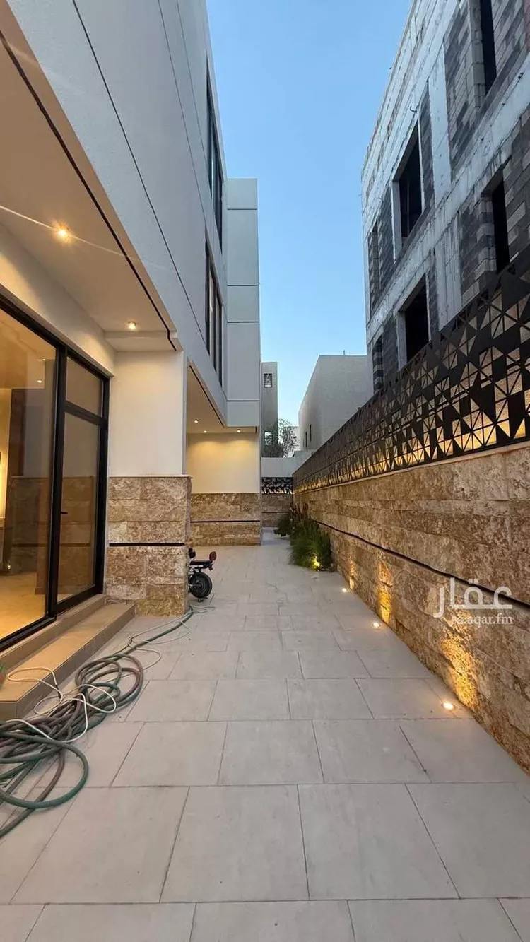 فيلا للبيع في شارع المهدية, حي المهدية, مدينة الرياض, منطقة الرياض صورة 3