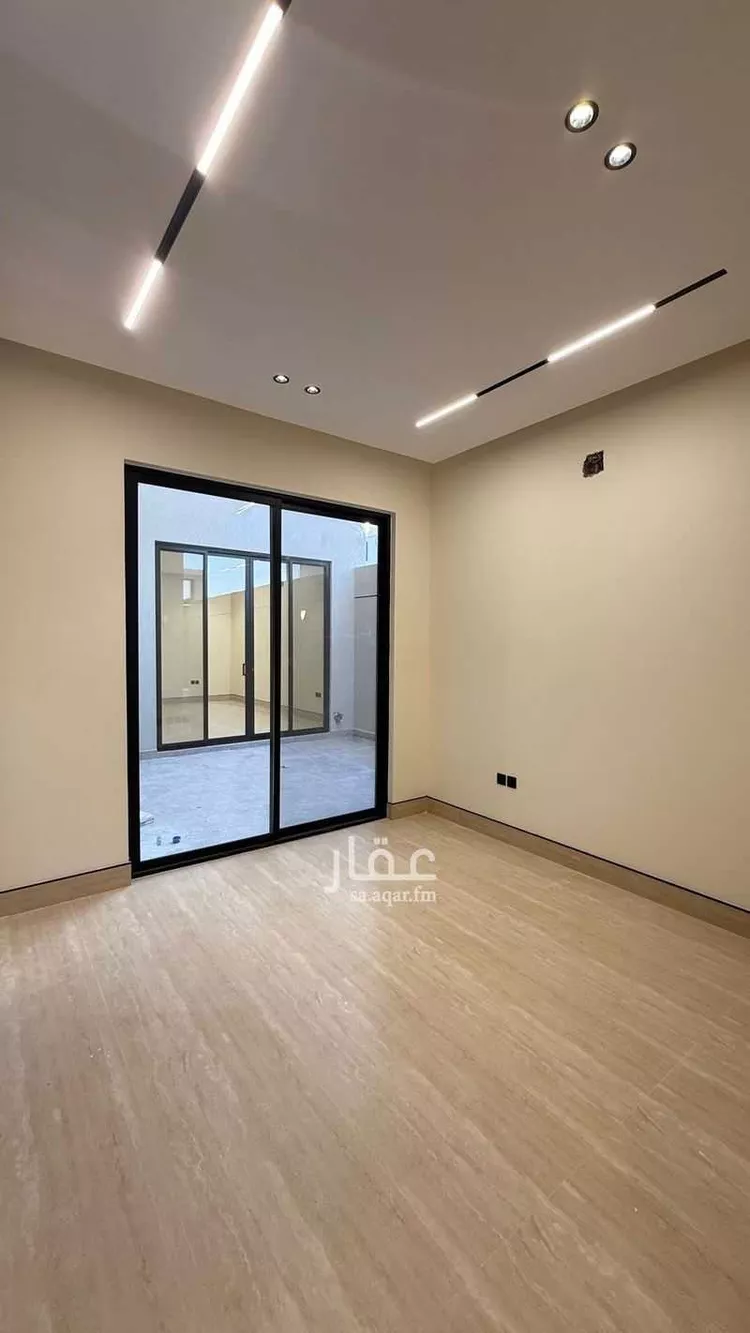 فيلا للبيع في شارع فؤاد محمد عمر توفيق, حي المهدية, مدينة الرياض, منطقة الرياض 11