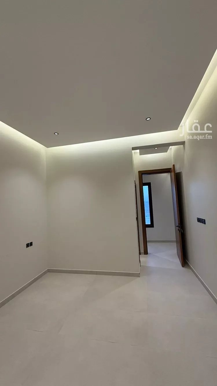 فيلا للبيع في شارع أبي نزار الصنعاني اليمني, حي المهدية, مدينة الرياض, منطقة الرياض 9
