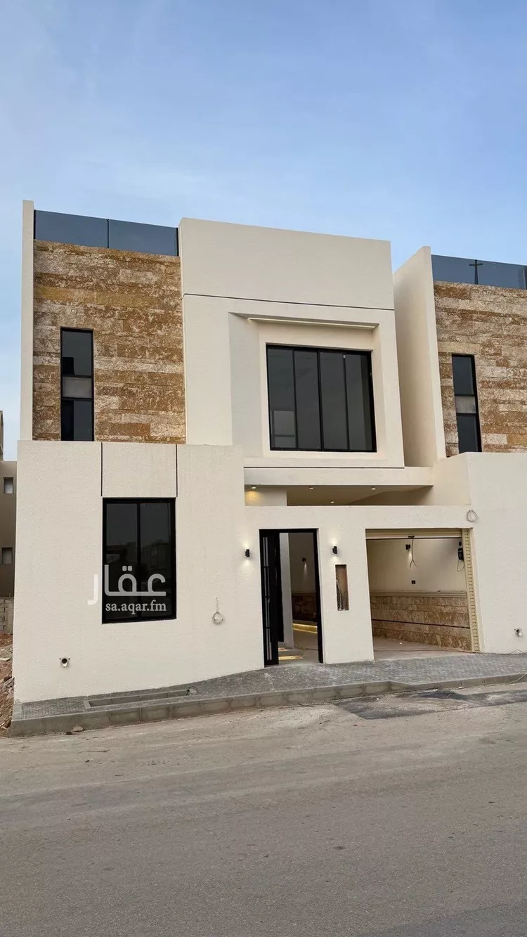 فيلا للبيع في شارع محمد بن أبي بكر القيم, حي المهدية, مدينة الرياض, منطقة الرياض صورة 2