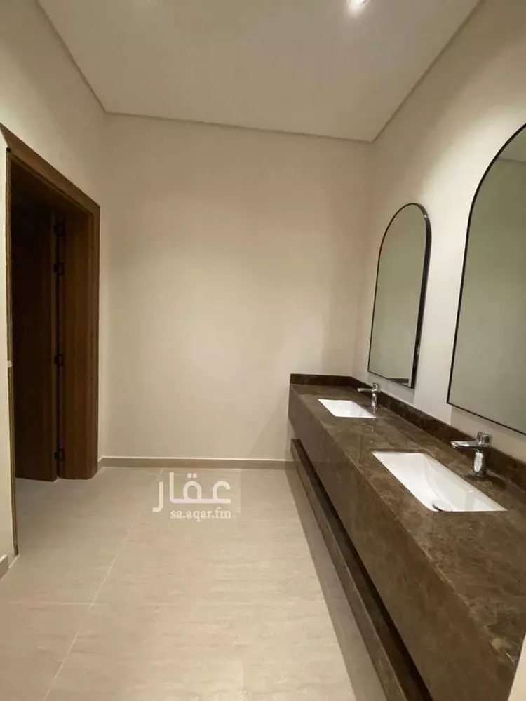 Villa for Sale in Riyadh Al Mahdiyah صورة 4