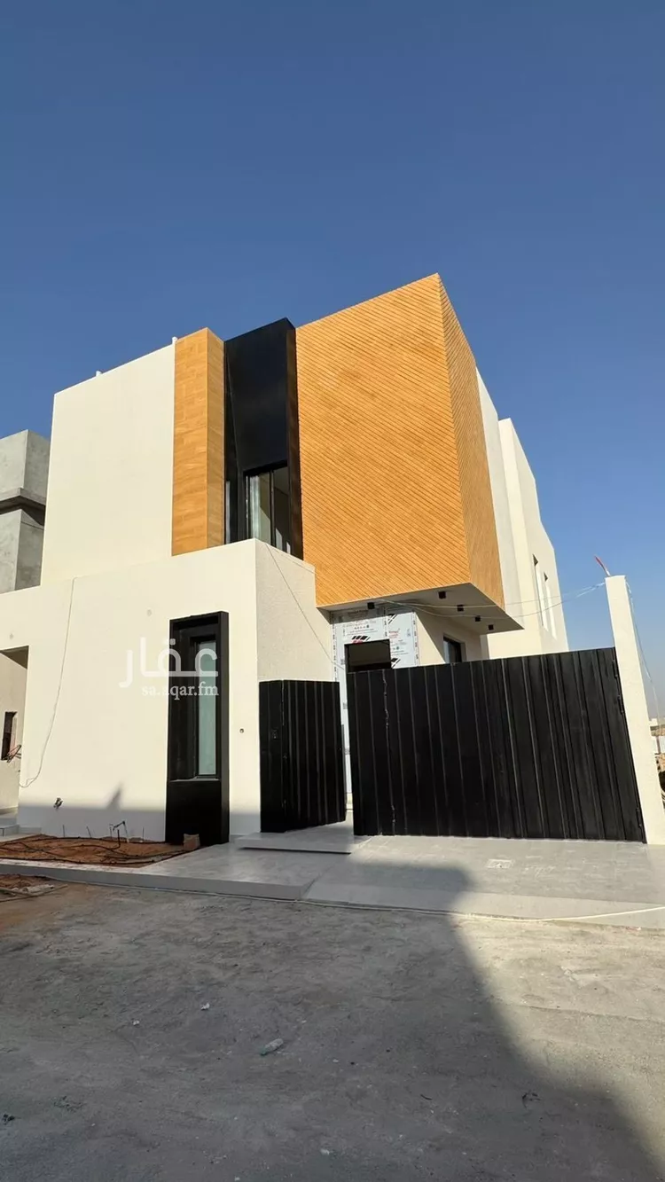 فيلا للبيع في شارع عبداللطيف بن المبارك, حي المهدية, مدينة الرياض, منطقة الرياض صورة 2