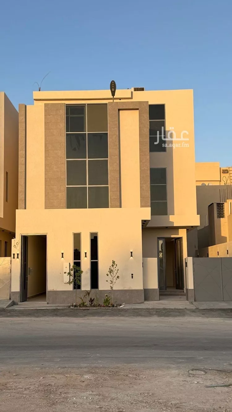 فيلا للبيع في شارع فؤاد محمد عمر توفيق, حي المهدية, مدينة الرياض, منطقة الرياض