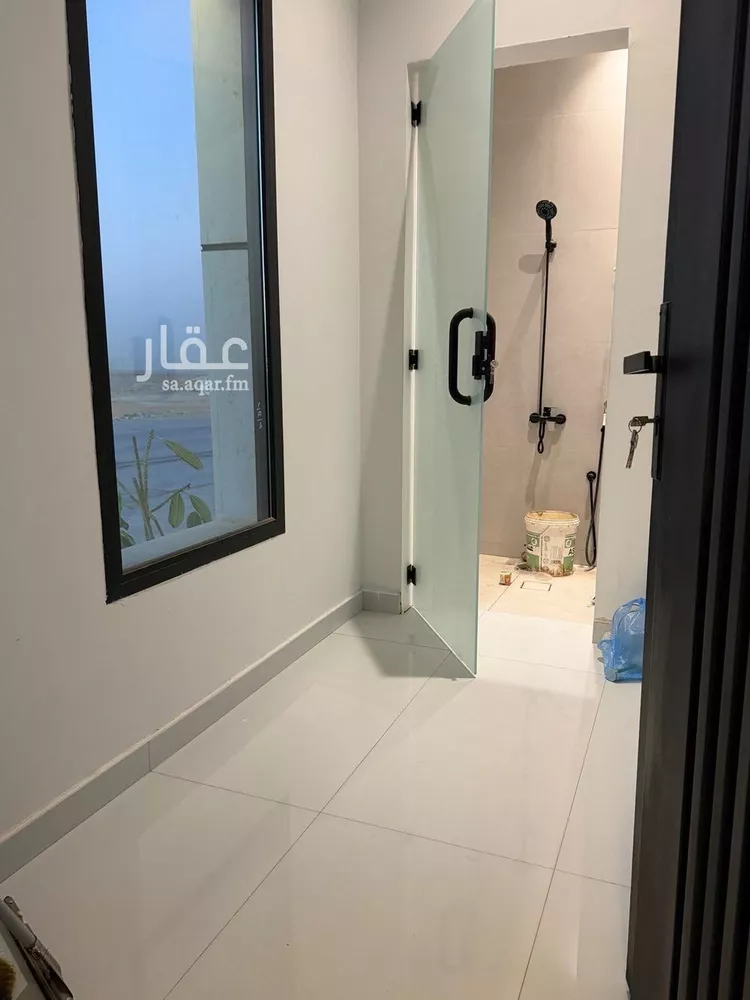 فيلا للبيع في شارع السيل الكبير, حي المهدية, مدينة الرياض, منطقة الرياض صورة 5