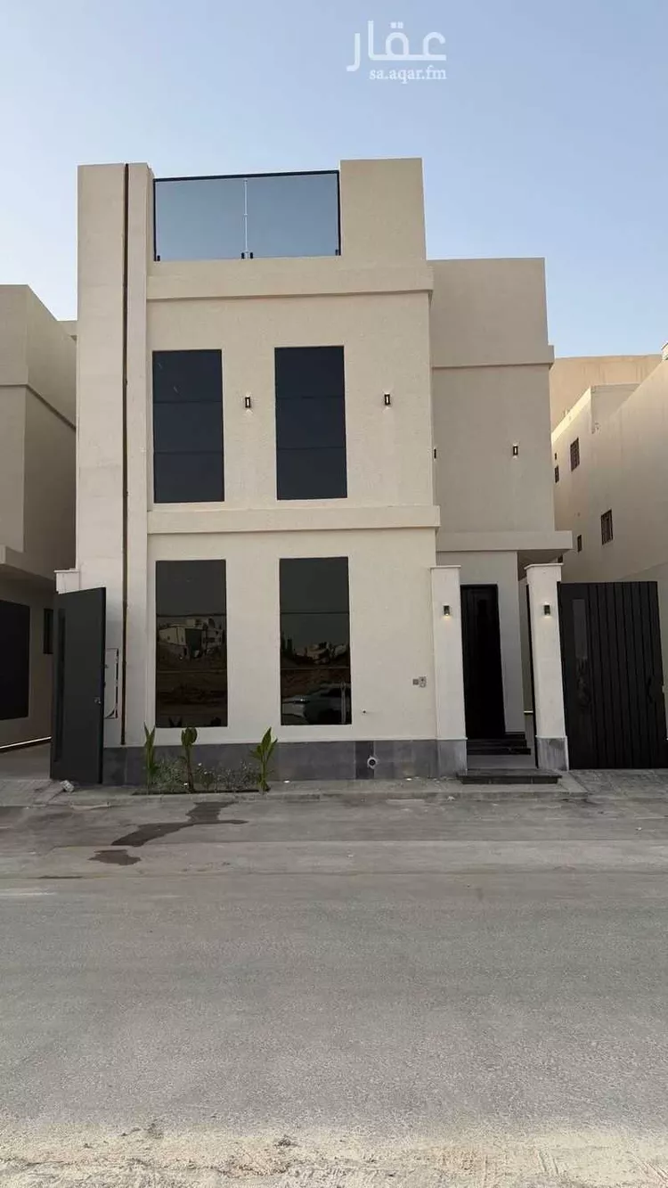 Villa for Sale in Riyadh Al Mahdiyah صورة 3