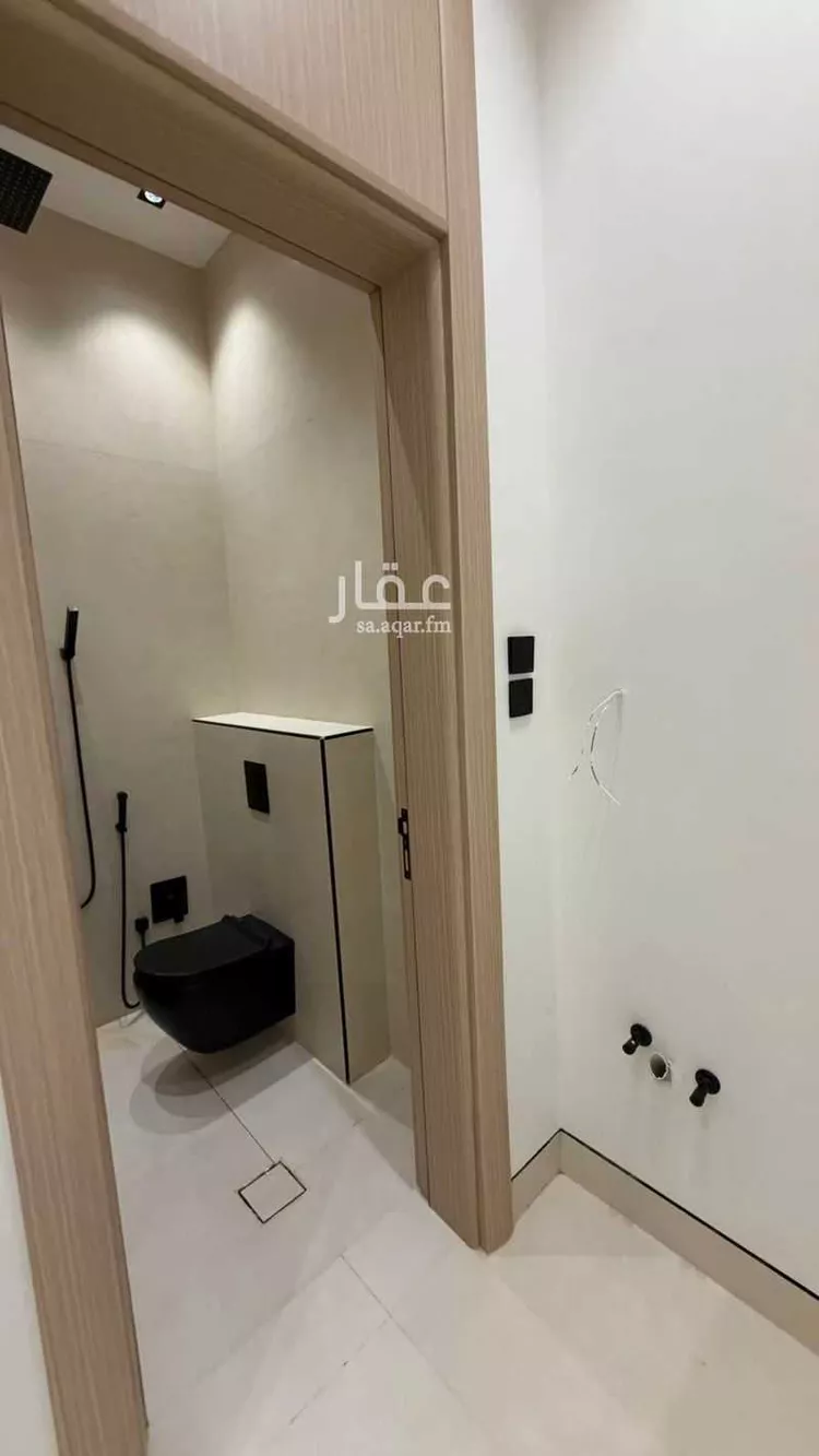 دور للبيع في شارع الجنادرية, حي الجنادرية, مدينة الرياض, منطقة الرياض 7