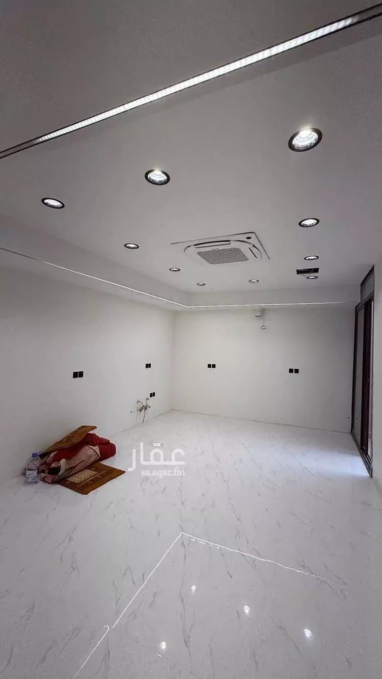 Villa for Sale in Riyadh Al Mahdiyah 12