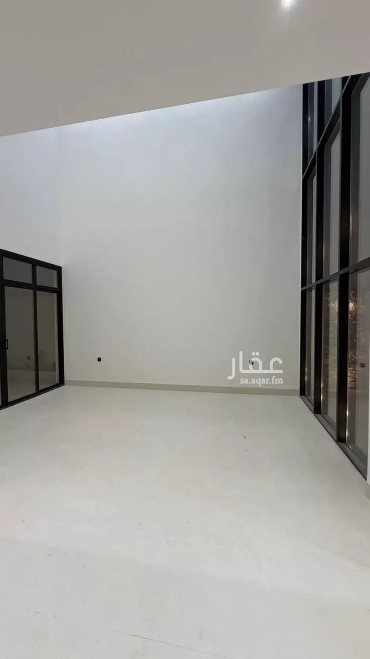 فيلا للبيع في شارع فؤاد محمد عمر توفيق, حي المهدية, مدينة الرياض, منطقة الرياض 13