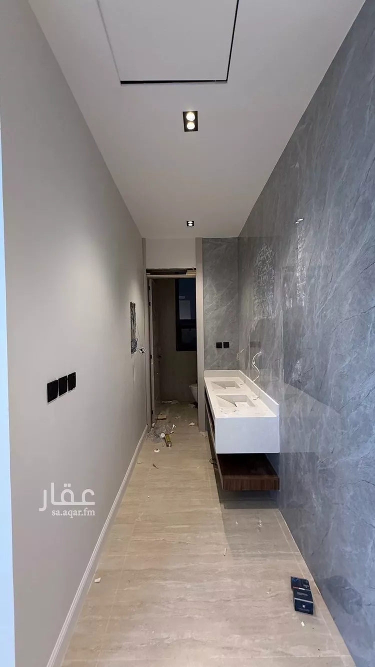 فيلا للبيع في شارع عبداللطيف بن المبارك, حي المهدية, مدينة الرياض, منطقة الرياض صورة 4
