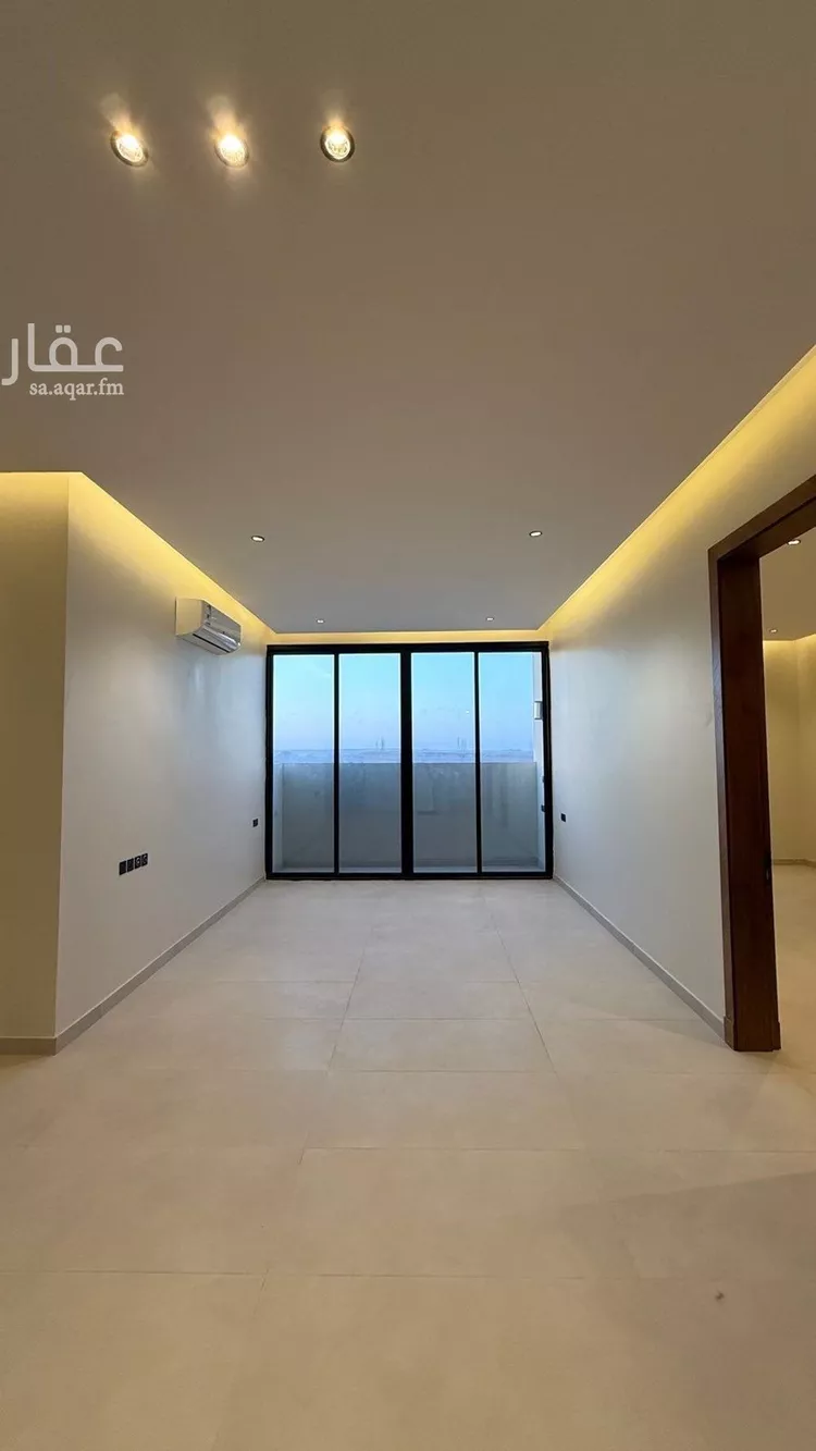 فيلا للبيع في شارع أبي نزار الصنعاني اليمني, حي المهدية, مدينة الرياض, منطقة الرياض 11