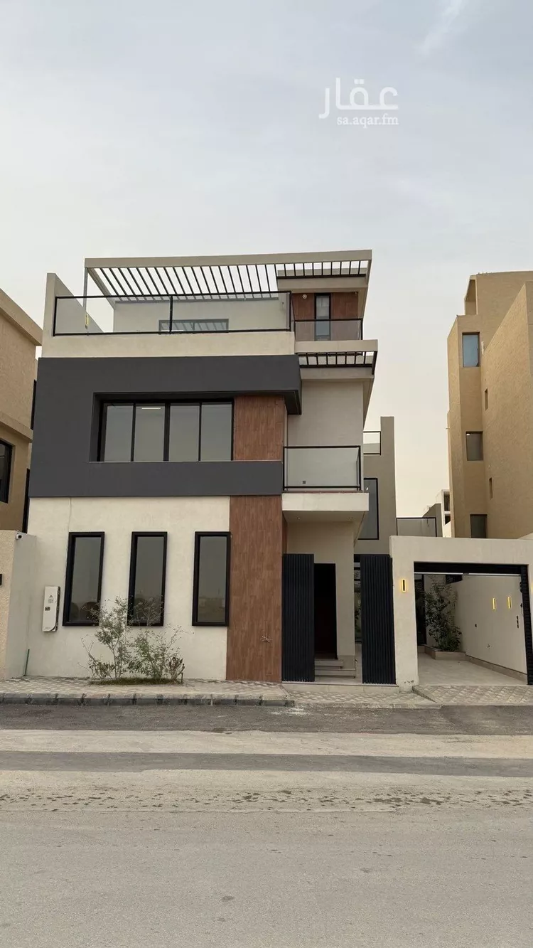 فيلا للبيع في شارع أبي زرعة الهمذاني, حي المهدية, مدينة الرياض, منطقة الرياض صورة 2