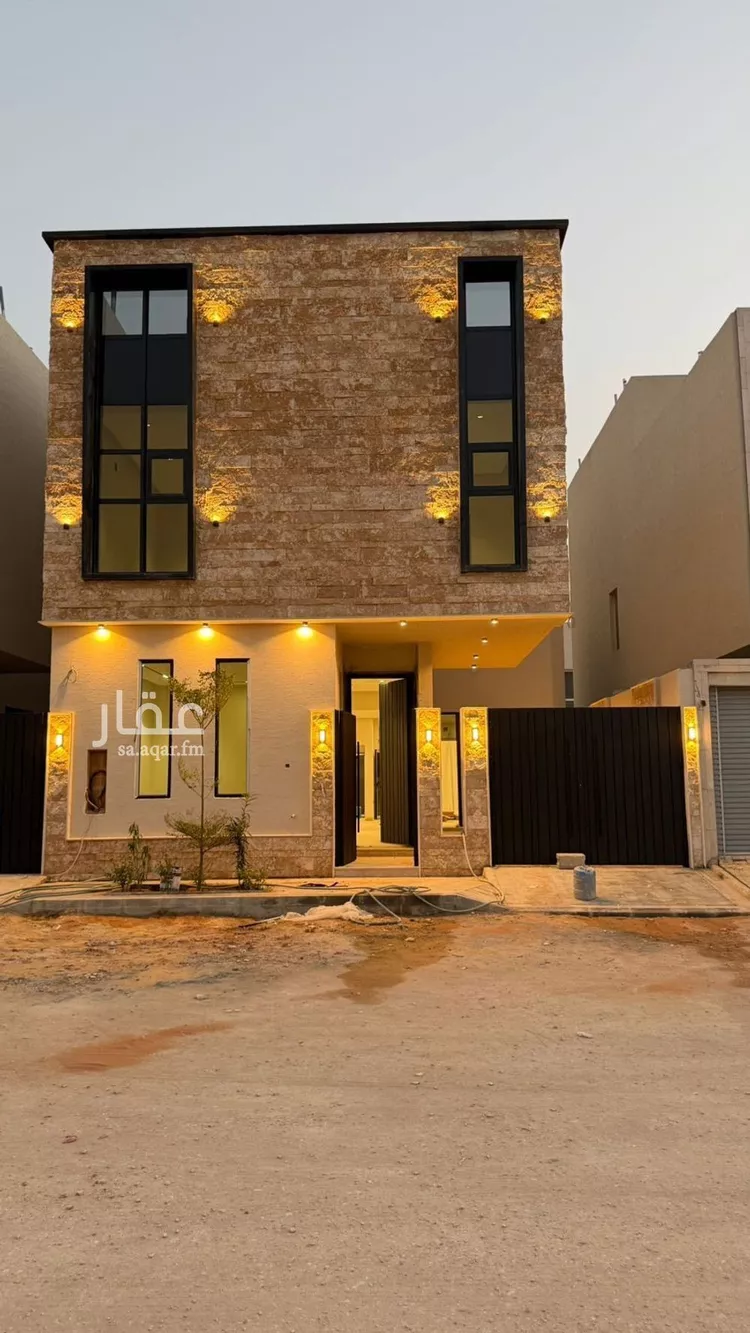 فيلا للبيع في شارع أبي زرعة الهمذاني, حي المهدية, مدينة الرياض, منطقة الرياض صورة 3