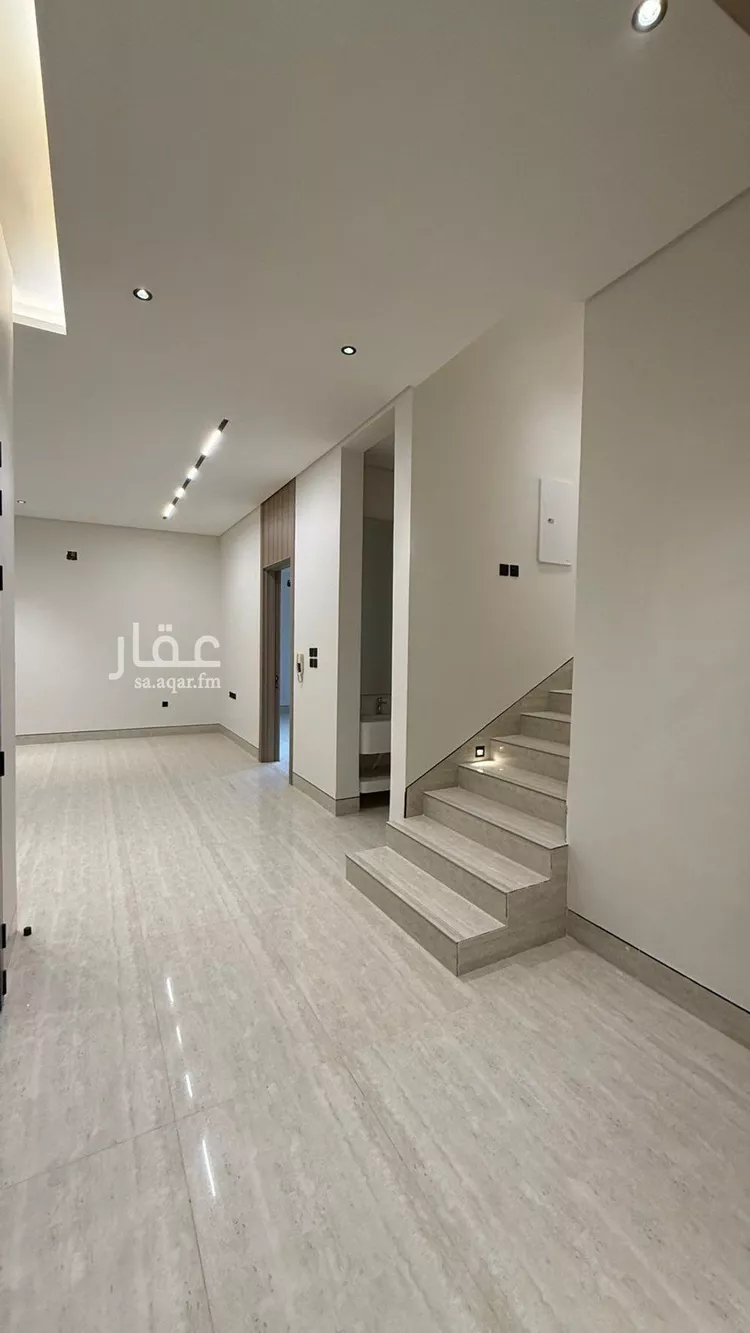 فيلا للبيع في شارع أبي نزار الصنعاني اليمني, حي المهدية, مدينة الرياض, منطقة الرياض 10