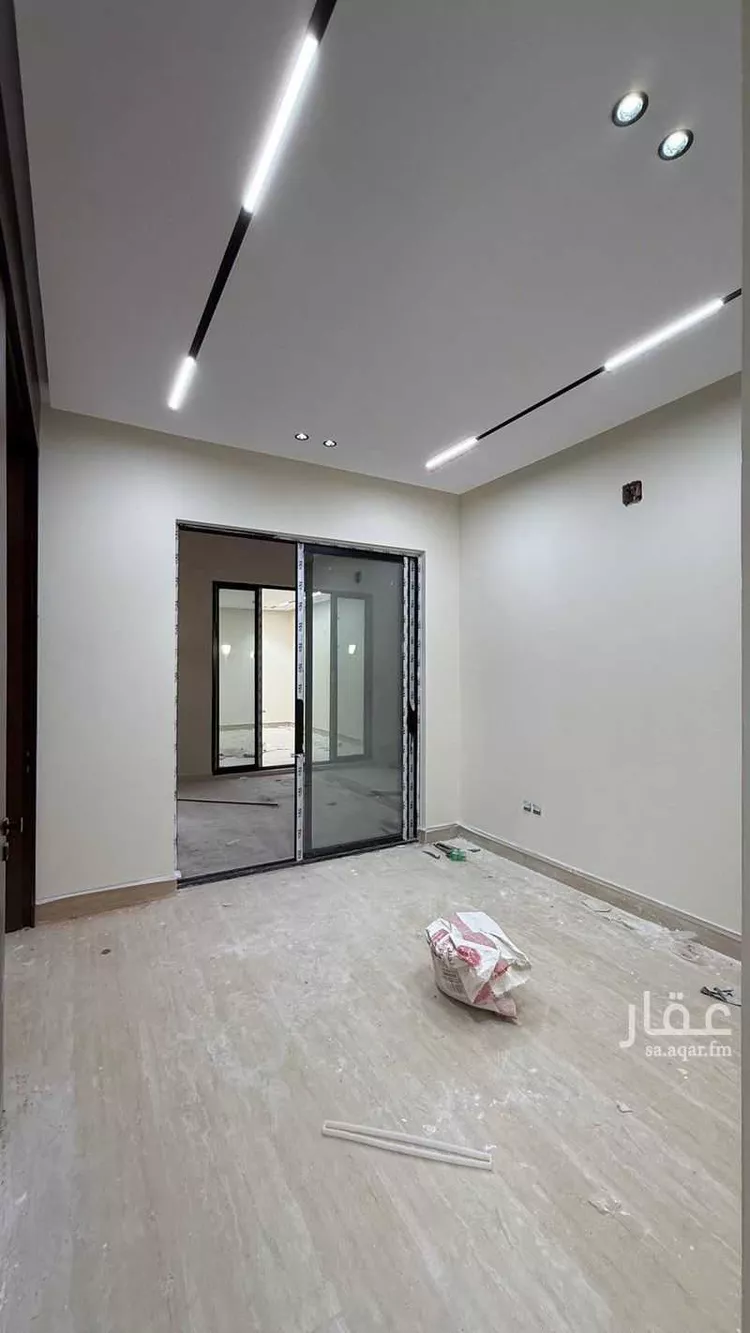 فيلا للبيع في شارع فؤاد محمد عمر توفيق, حي المهدية, مدينة الرياض, منطقة الرياض 7