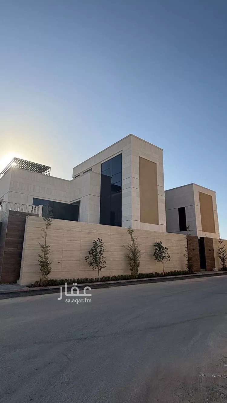 فيلا للبيع في شارع محمد بن أبي بكر القيم, حي المهدية, مدينة الرياض, منطقة الرياض صورة 3