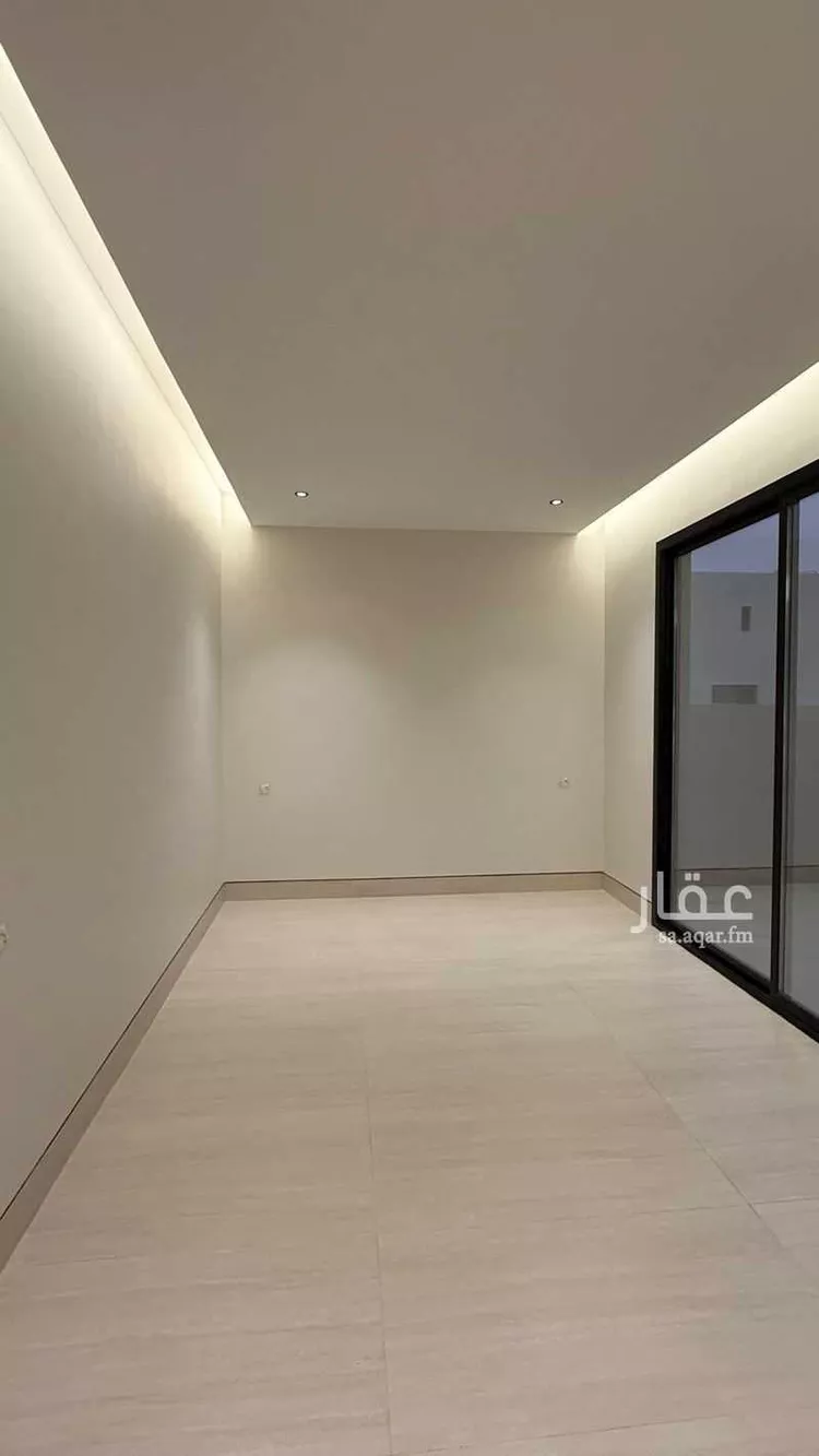 فيلا للبيع في شارع أبي نزار الصنعاني اليمني, حي المهدية, مدينة الرياض, منطقة الرياض 19