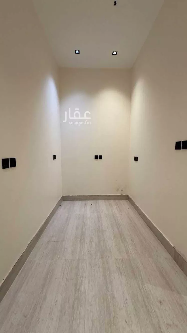 Villa for Sale in Riyadh Al Mahdiyah 10