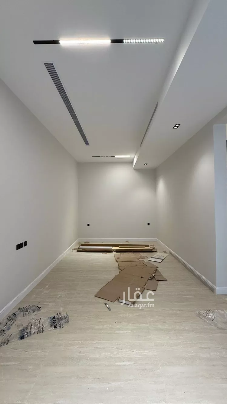 فيلا للبيع في شارع عبداللطيف بن المبارك, حي المهدية, مدينة الرياض, منطقة الرياض صورة 5