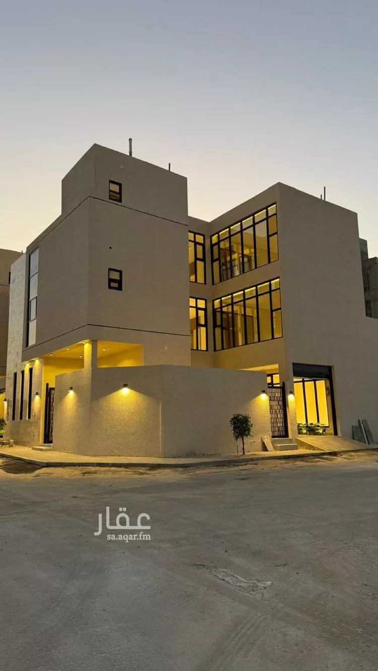 فيلا للبيع في شارع عبداللطيف بن المبارك, حي المهدية, مدينة الرياض, منطقة الرياض