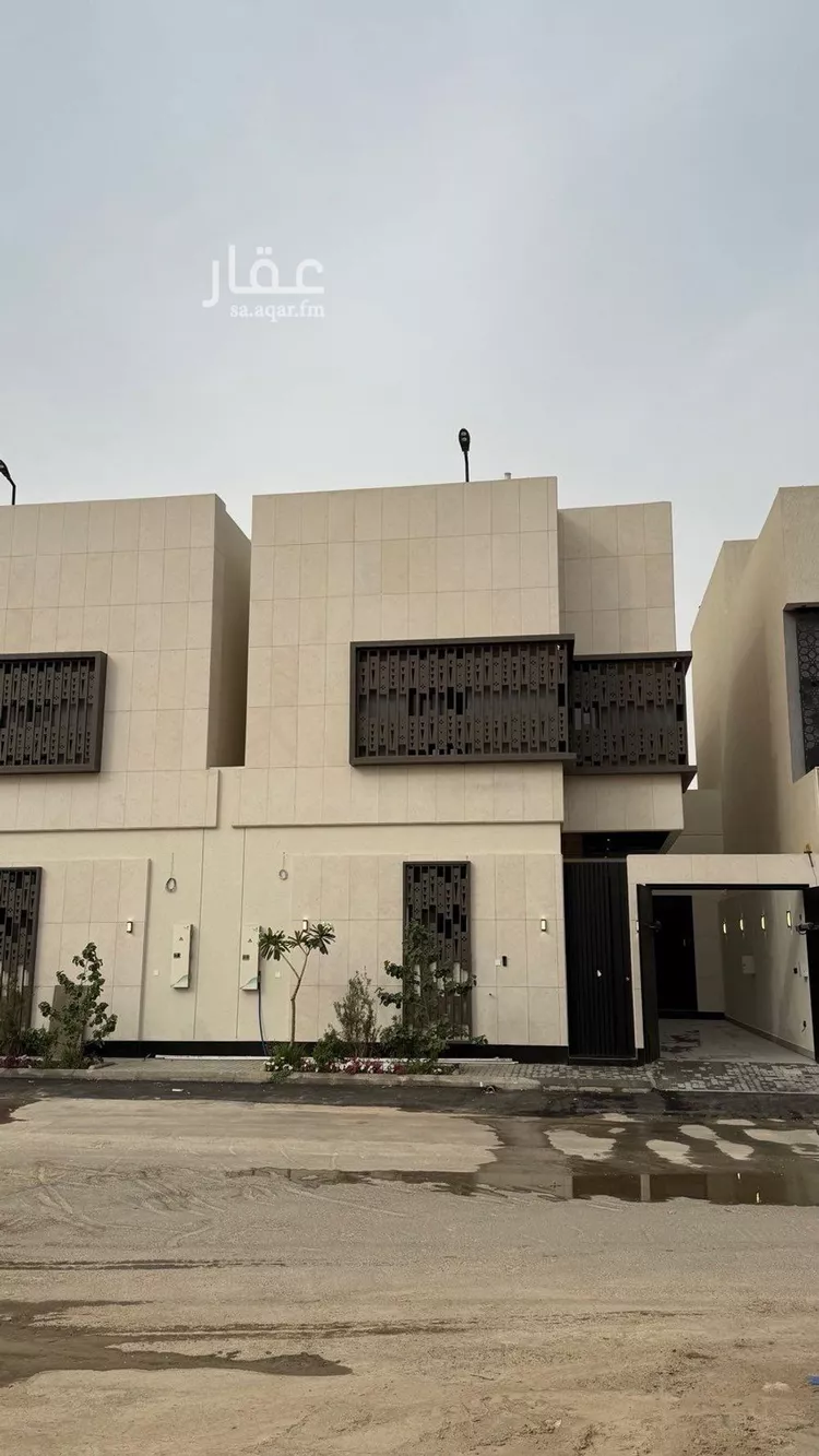 فيلا للبيع في شارع عبداللطيف بن المبارك, حي المهدية, مدينة الرياض, منطقة الرياض صورة 3