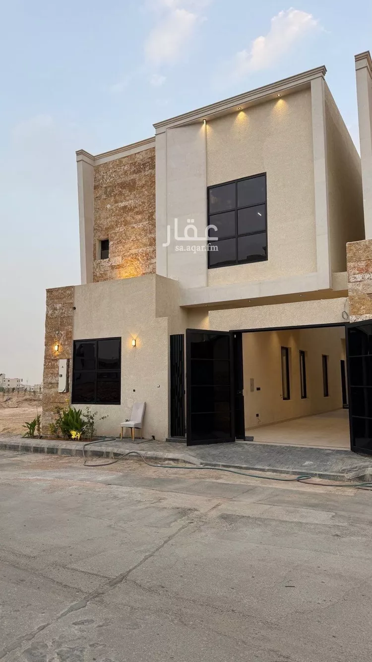Villa for Sale in Riyadh Al Mahdiyah صورة 2