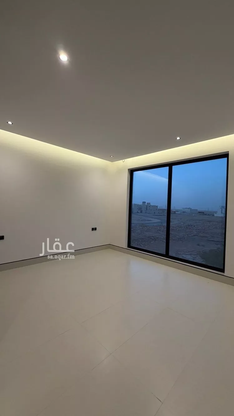 فيلا للبيع في شارع أبي زرعة الهمذاني, حي المهدية, مدينة الرياض, منطقة الرياض 15