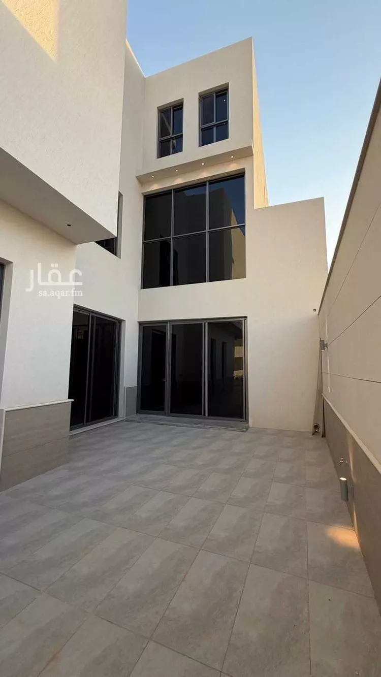 Villa for Sale in Riyadh Al Mahdiyah صورة 4